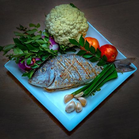 Hotel Athina & Restaurant Chilaw Kültér fotó