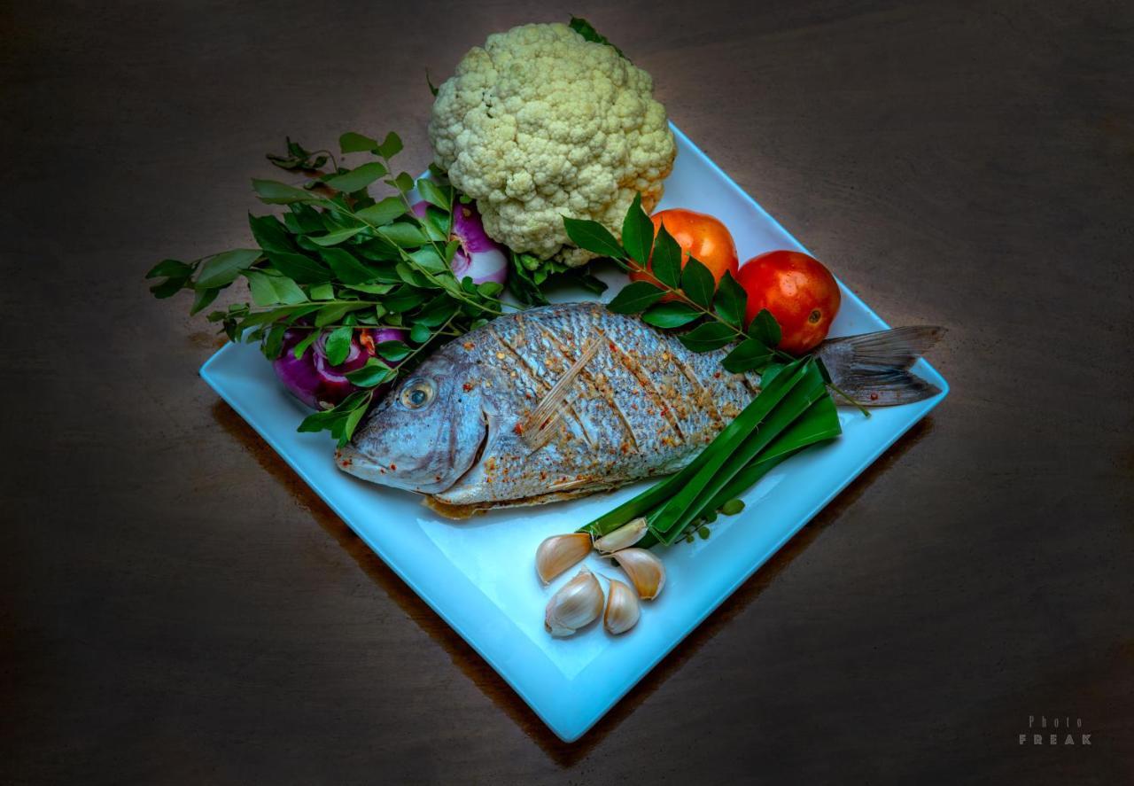 Hotel Athina & Restaurant Chilaw Kültér fotó